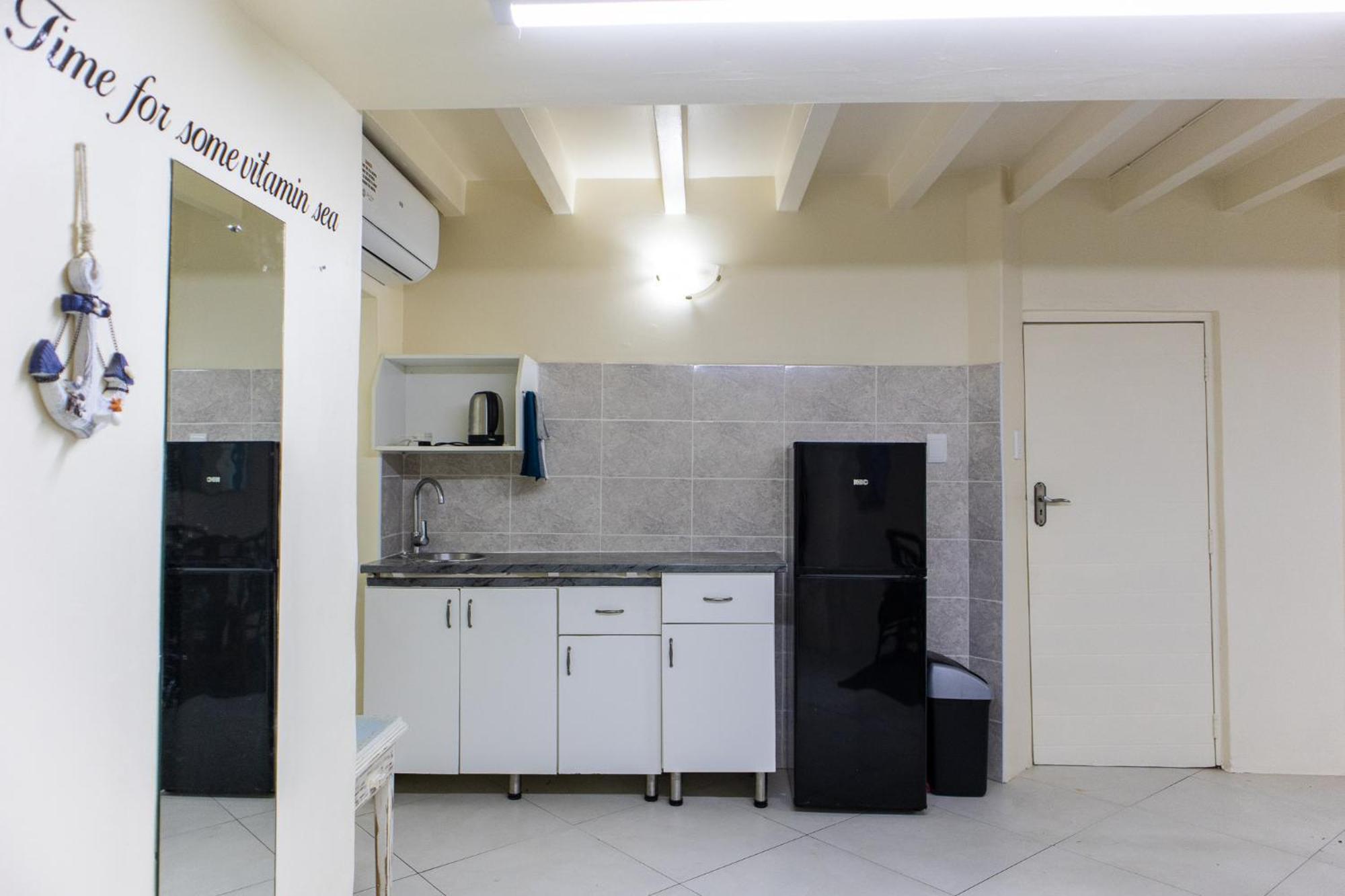 305 Guest House Amanzimtoti Exterior foto
